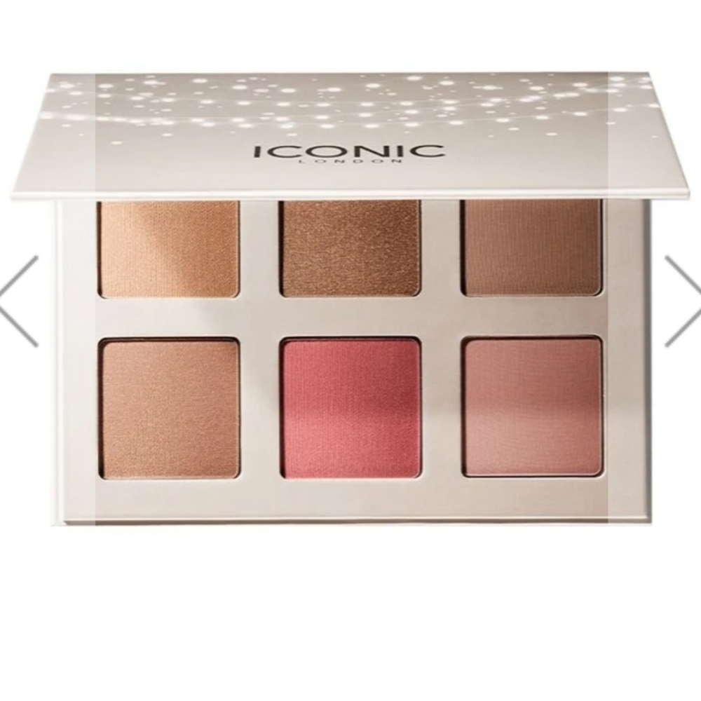 Iconic London Blaze Chaser Face Pallette